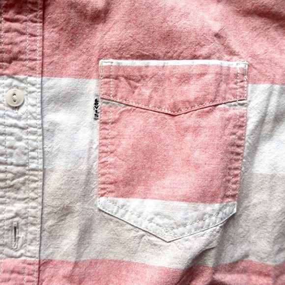 Levi's Wide Stripe Short Sleeve Buttondown Shirt M - Picture 3 of 4